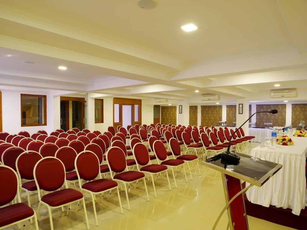 فندق Iswarya Residency كوتايم المظهر الخارجي الصورة